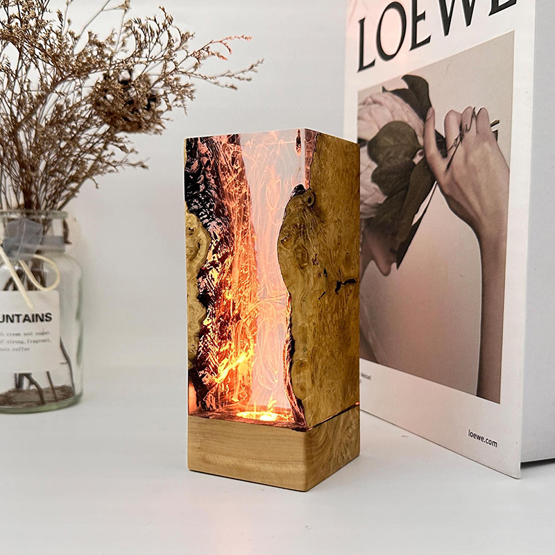 Resin Art Lamp - 水中洞窟テーマ生物樹脂テーブルライトクリエイティブアート装飾ランプ海の火山噴火ナイトライトUSB充電器