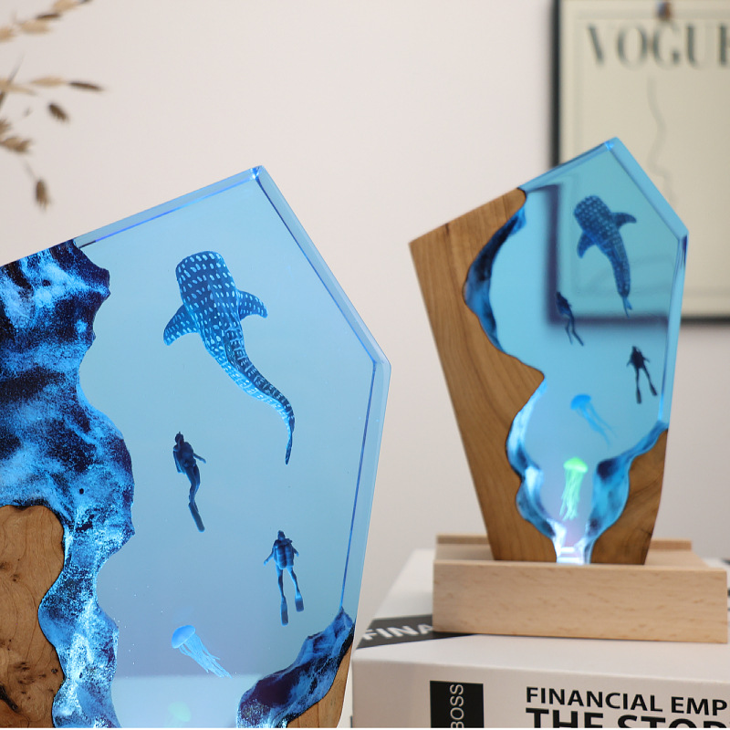樹脂製洞窟クジラダイバーデスクトップクラゲ発光オーナメントク - Resin Art Gift For Wedding のレビューと価格