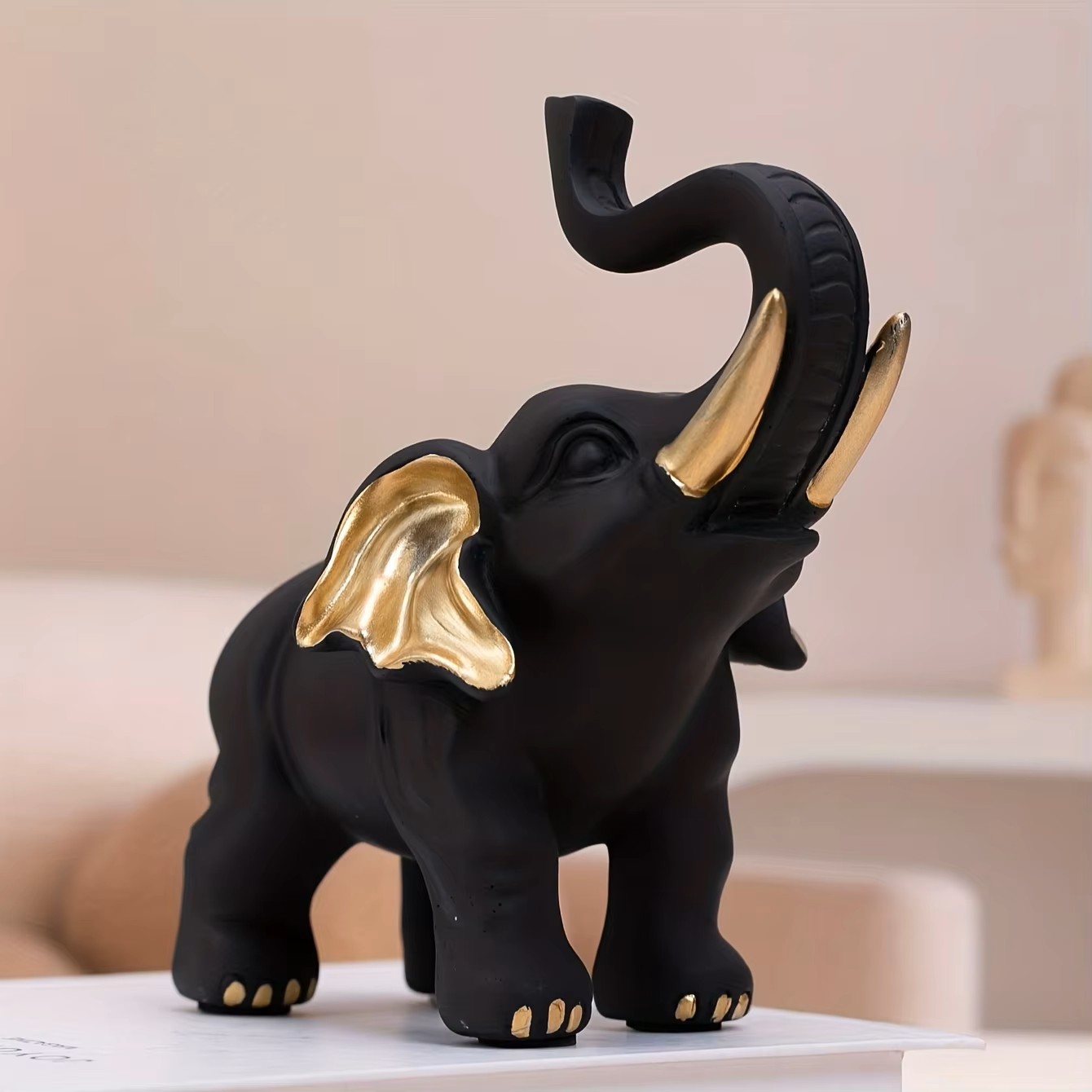 ブラックゴールドの幸運の象の像の装飾品1個、アクセス可能な高 - Resin Art Decoration Items のレビューと価格