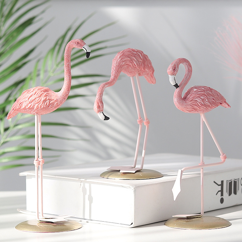 ピンクのフラミンゴの置物3個セット 熱帯鳥の卓上装飾 モダン - Resin Art Gift For Wedding のレビューと価格