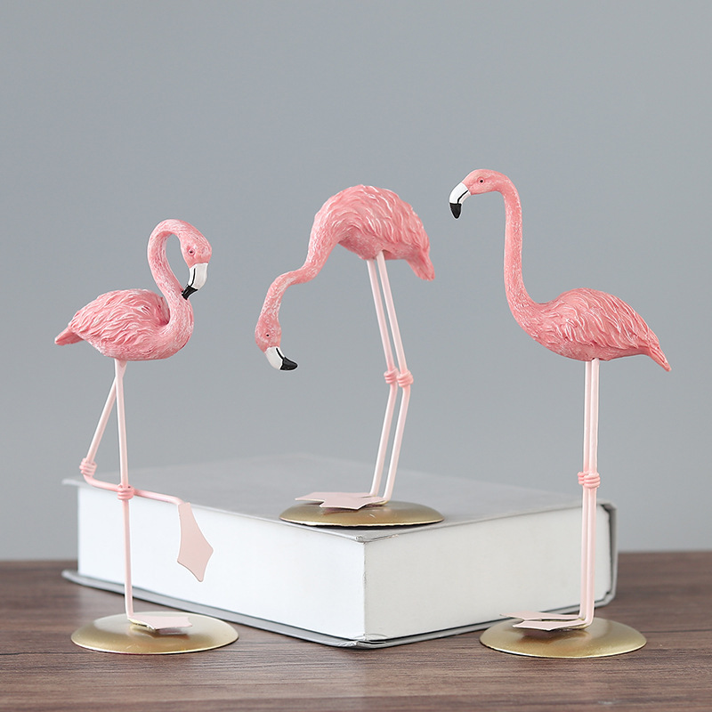 ピンクのフラミンゴの置物3個セット 熱帯鳥の卓上装飾 モダン - Resin Art Gift For Wedding のレビューと価格