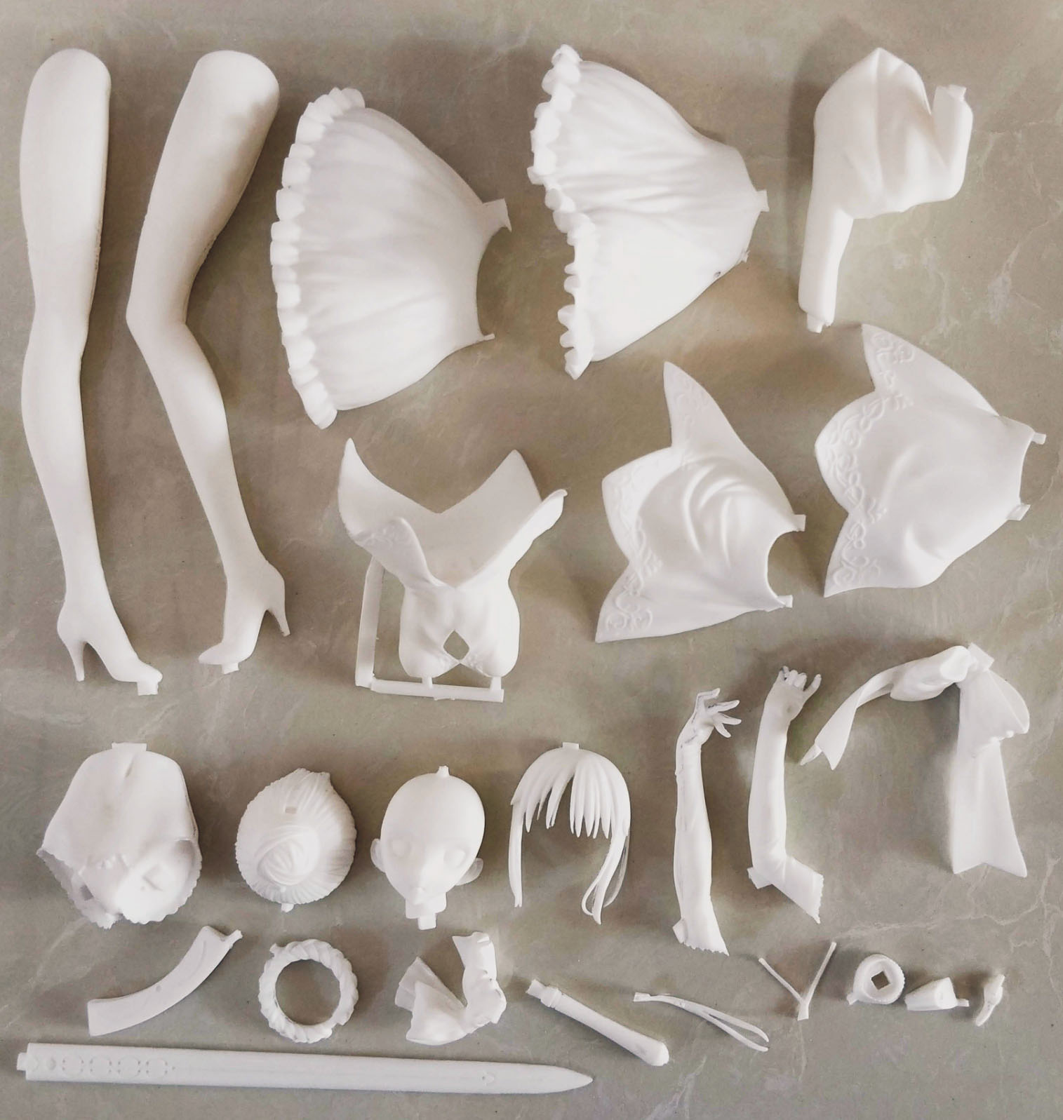 アニメセイバー運命/グランド注文アートオンラインキットかわい - Resin Art Online のレビューと価格