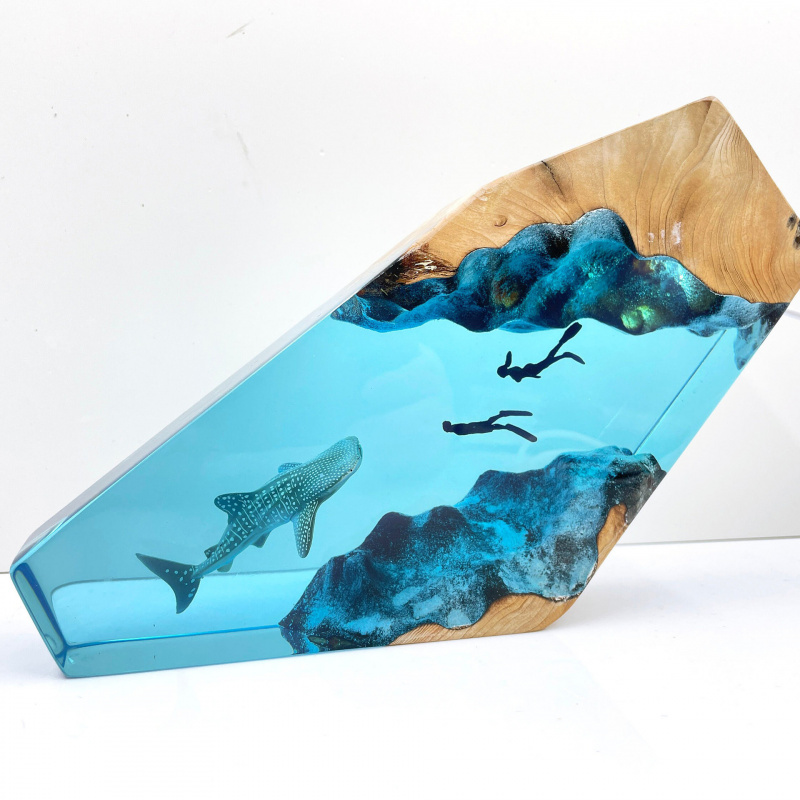 ミニチュアジンベエザメダイバーレジンランプ エポキシ樹脂木製 - Resin Art Decoration Items のレビューと価格