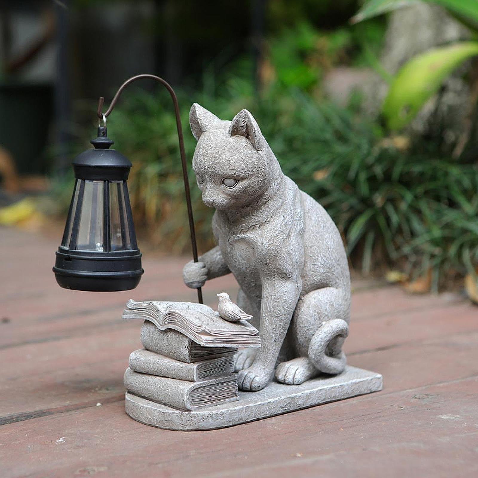 猫ソーラーガーデンミニスタチュー彫刻ソーラーランプライト樹脂 - Resin Art Lamp のレビューと価格
